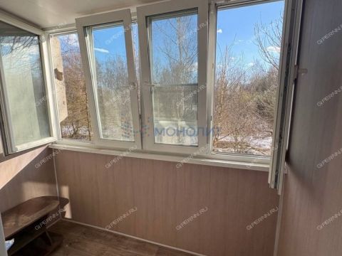 1-komnatnaya-ul-40-let-pobedy-d-10 фото