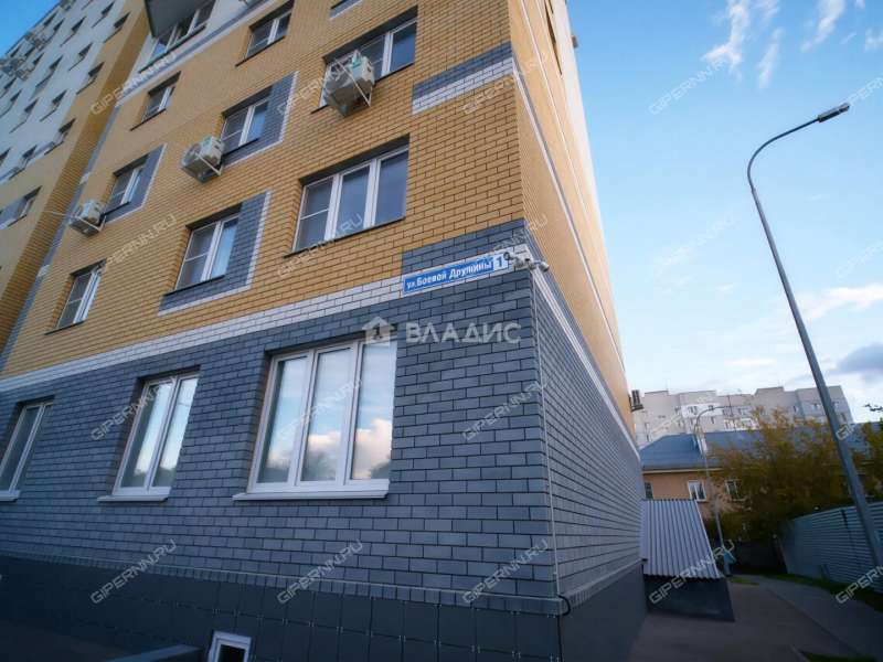 трёхкомнатная квартира на улице Боевых Дружин дом 1