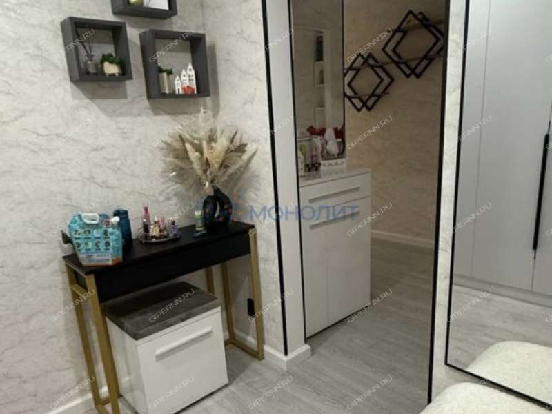 трёхкомнатная квартира на улице Коминтерна дом 16