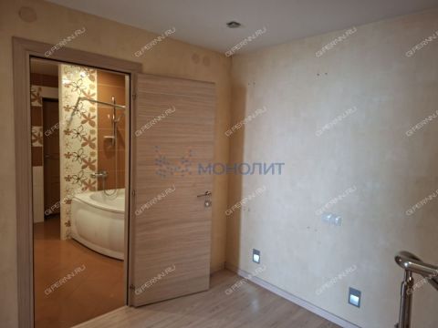 4-komnatnaya-ul-rodionova-d-197-k1 фото