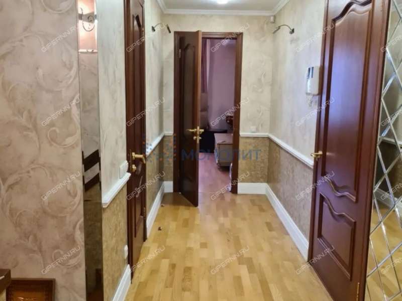 пятикомнатная квартира на Арзамасской улице дом 3
