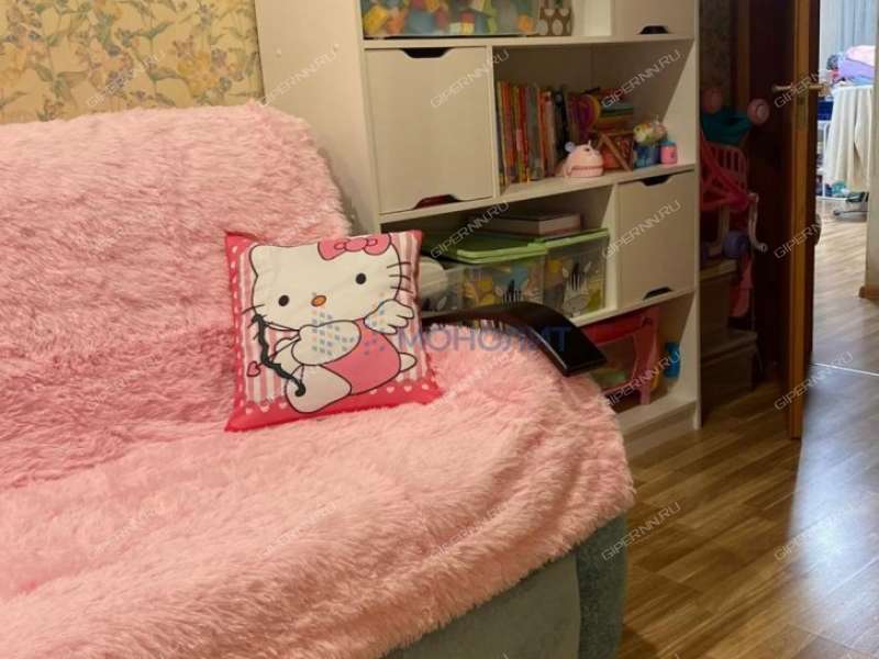 трёхкомнатная квартира на Большой Покровской улице дом 93