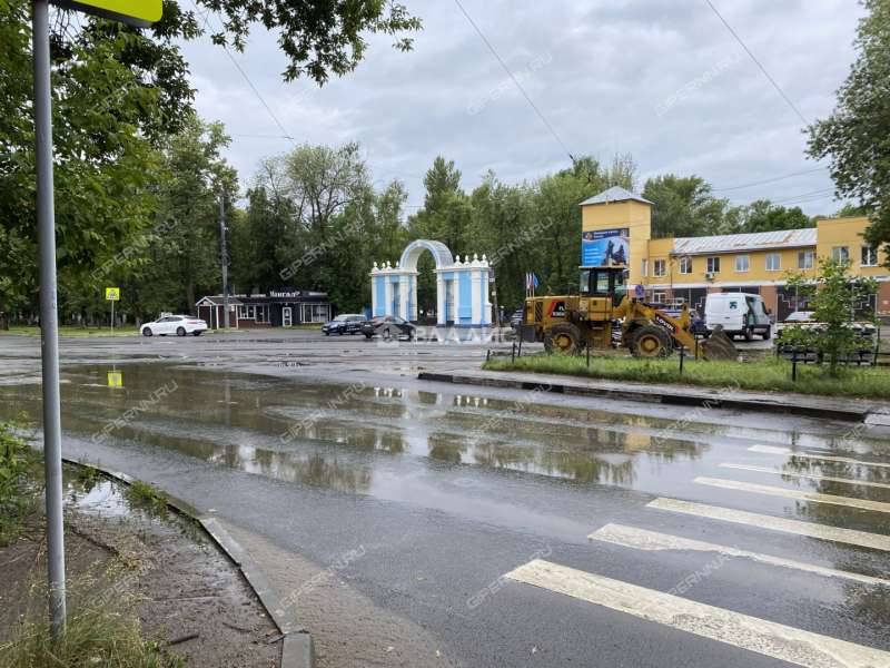 помещение под помещение свободного назначения на улице Октябрьской Революции