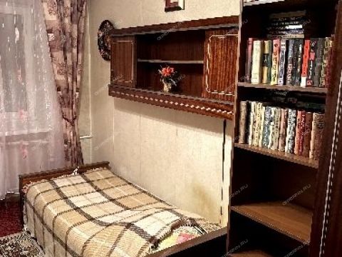 3-komnatnaya-ul-kosmonavta-komarova-d-16a фото