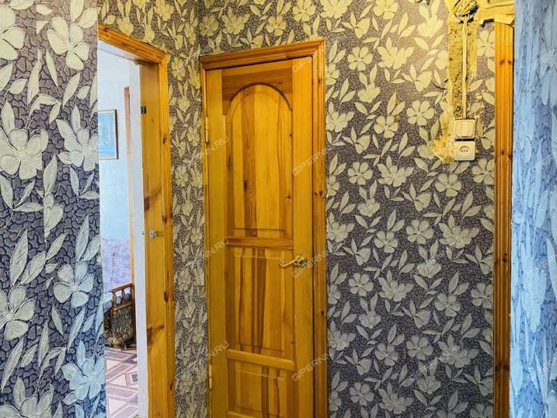 четырёхкомнатная квартира на Южном шоссе дом 21а