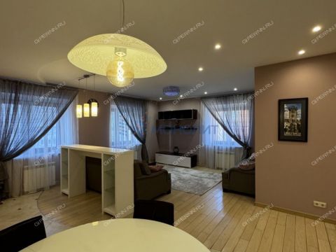 4-komnatnaya-ul-bonch-bruevicha-d-8a фото