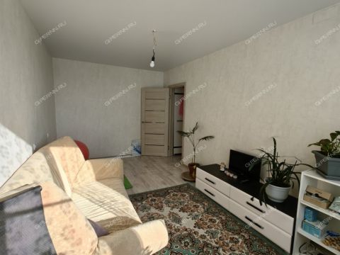 3-komnatnaya-prosp-korablestroiteley-d-52 фото