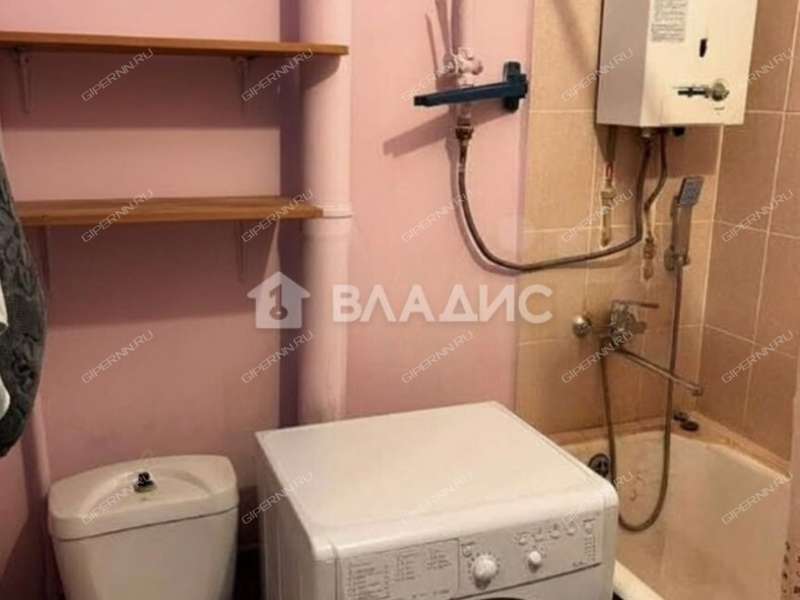 однокомнатная квартира на Ошарской улице дом 63