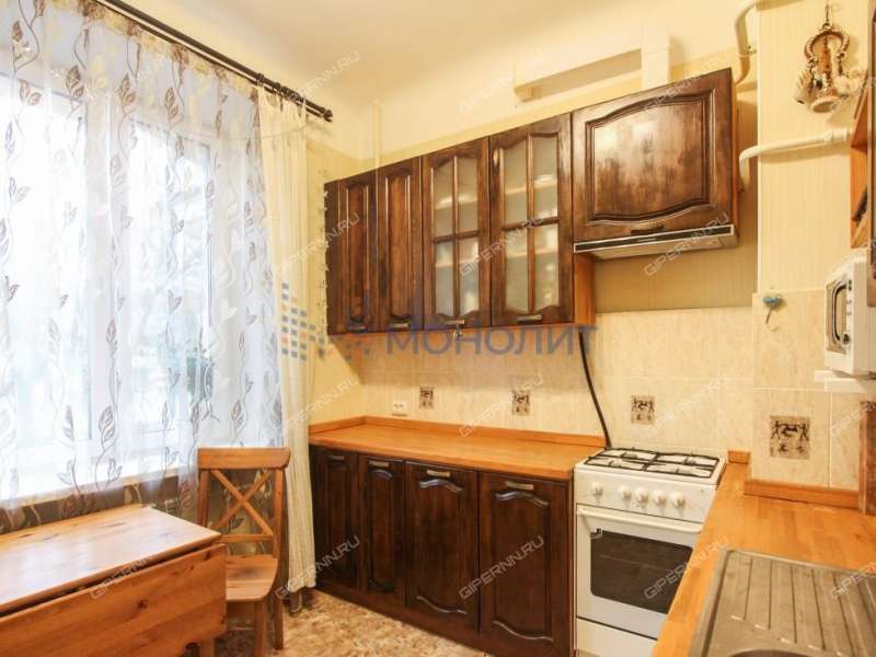 трёхкомнатная квартира на проспекте Гагарина дом 110