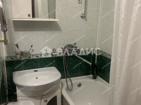 2-komnatnaya-ul-gaugelya-d-28 фото