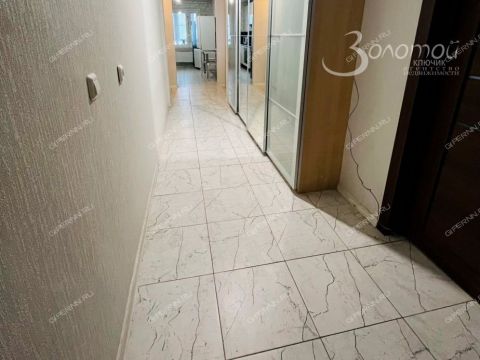 2-komnatnaya-prosp-gagarina-d-107 фото