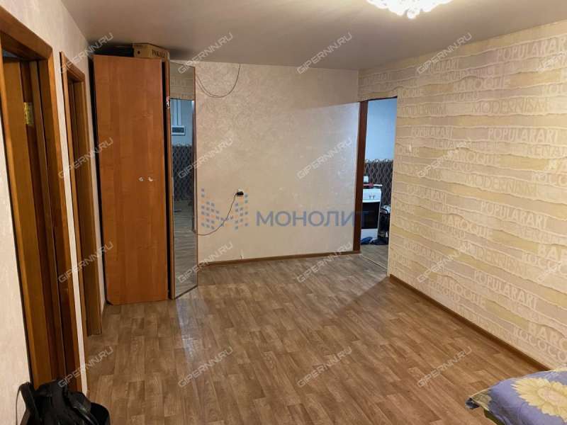 трёхкомнатная квартира на улице Пермякова дом 6