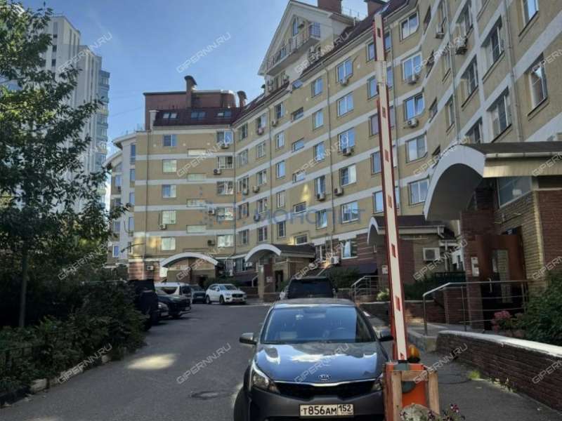 трёхкомнатная квартира на Большой Покровской улице дом 93б