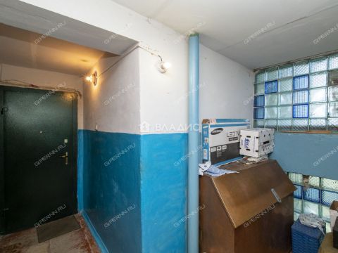 3-komnatnaya-b-r-zarechnyy-d-3 фото