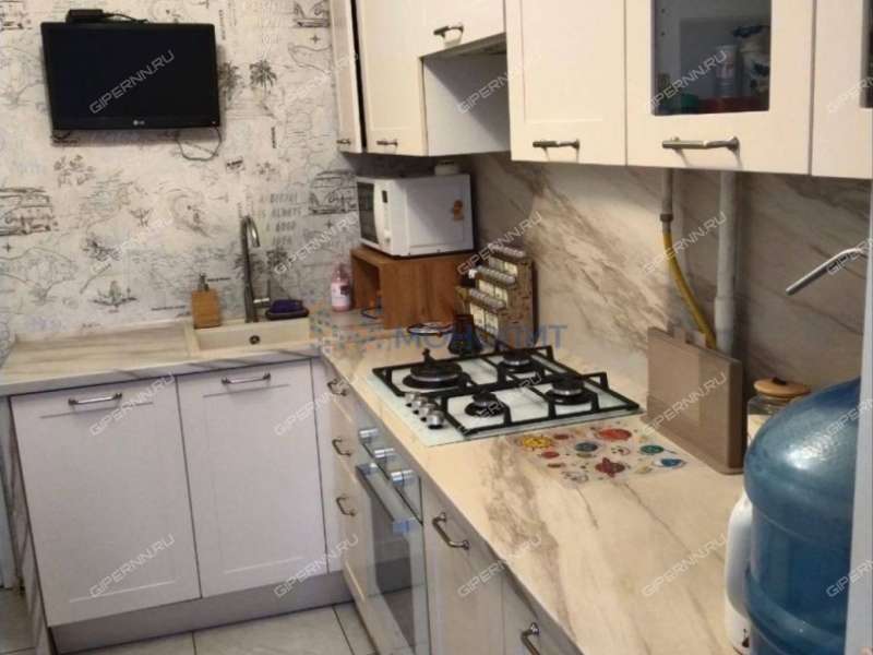 трёхкомнатная квартира на улице Композитора Касьянова дом 7