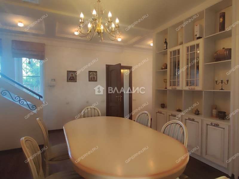 дом на улице Садовая сельский посёлок Буревестник