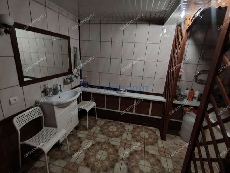 дом на улице Мира село Красное