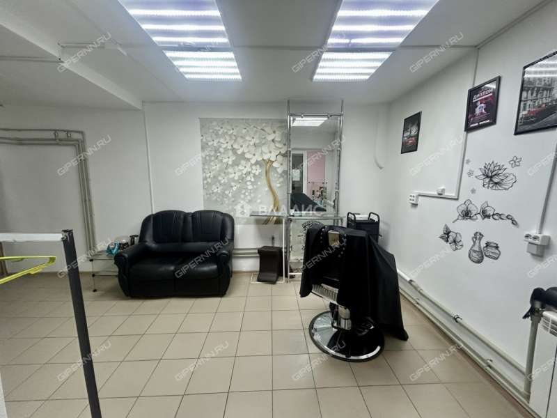 помещение под помещение свободного назначения на Советской улице рабочий посёлок Дальнее Константиново