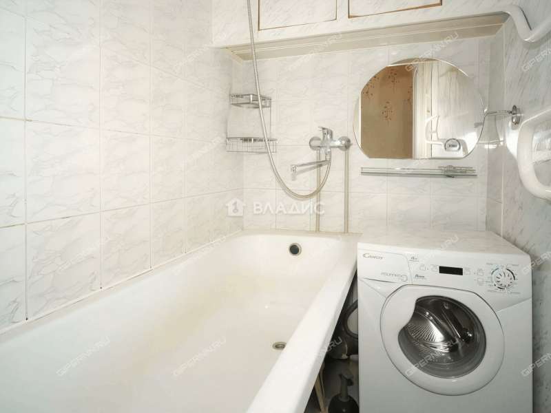 трёхкомнатная квартира на улице Белинского дом 49