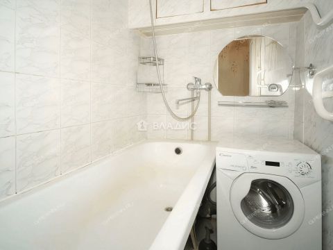 3-komnatnaya-ul-belinskogo-d-49 фото