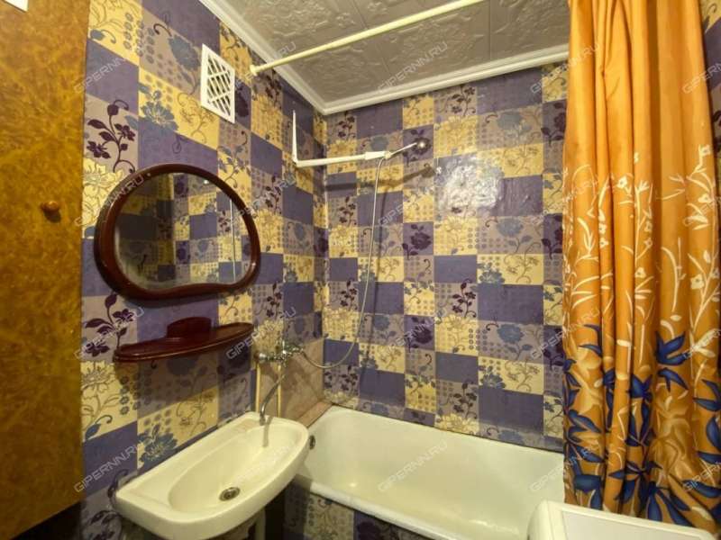 двухкомнатная квартира на улице Октябрьской Революции дом 18