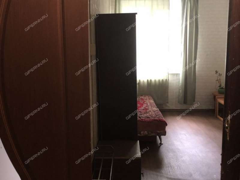 комната в доме 23 на улице Страж Революции