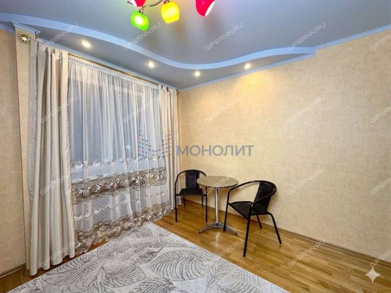 четырёхкомнатная квартира на улице Искры дом 11А