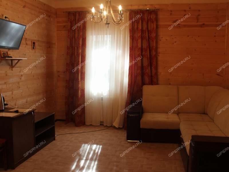 имущественный комплекс под недвижимость под гостиничный бизнес на  деревня Хмелевка