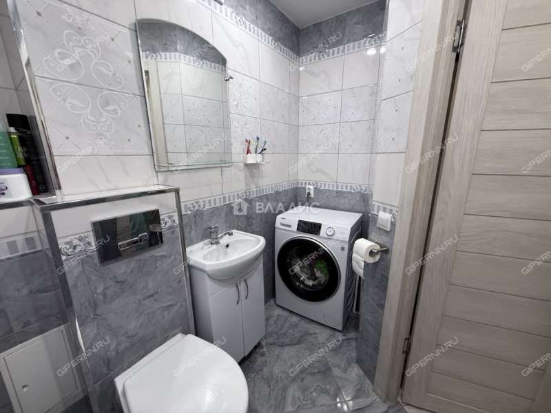 двухкомнатная квартира на проспекте Циолковского дом 79 город Дзержинск