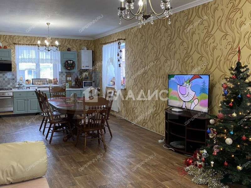 дом на улице Речкалова город Бор