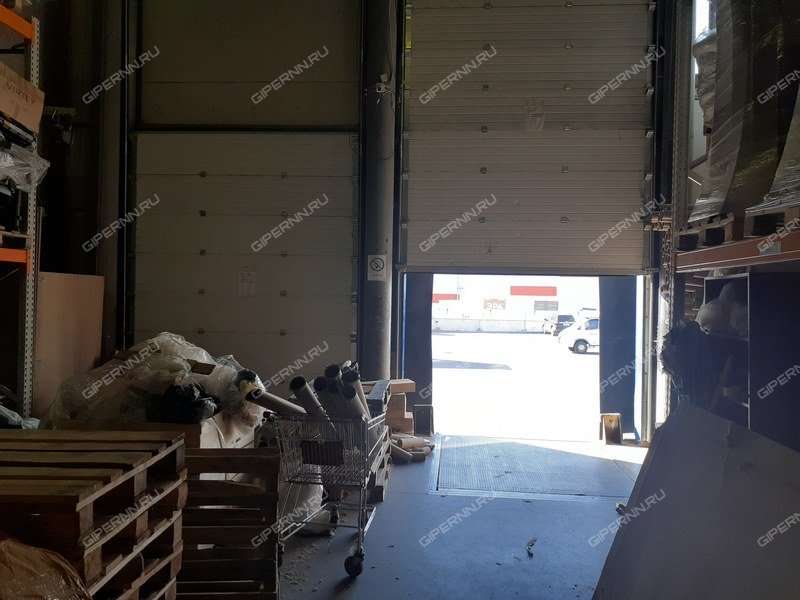 помещение под склад на Фабричная ул., д.2