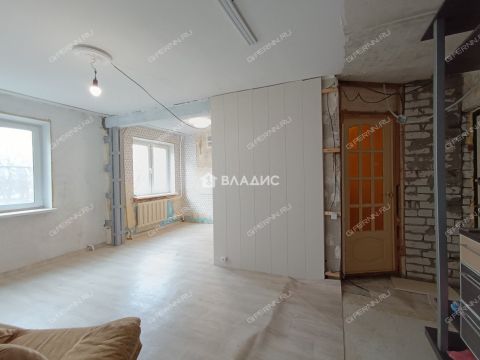 3-komnatnaya-ul-pyatigorskaya-d-12 фото