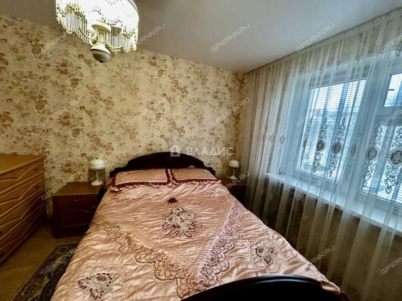 трёхкомнатная квартира на Заречном бульваре дом 9