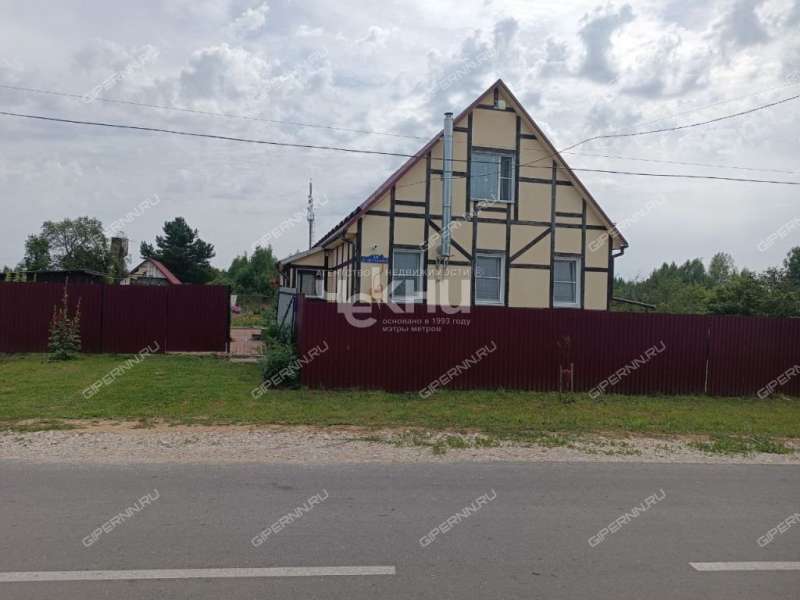 дом на Центральная село Белое