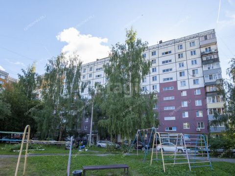 3-komnatnaya-ul-verhnepecherskaya-d-9 фото