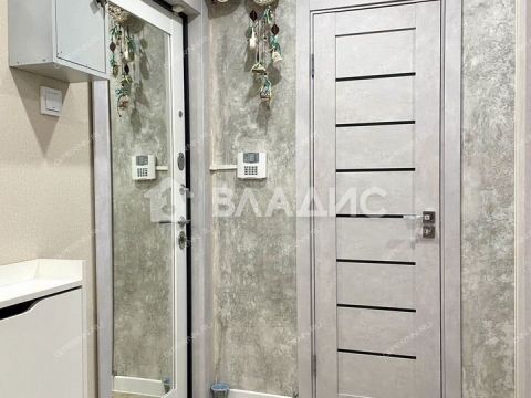 3-komnatnaya-ul-sergeya-akimova-d-25 фото