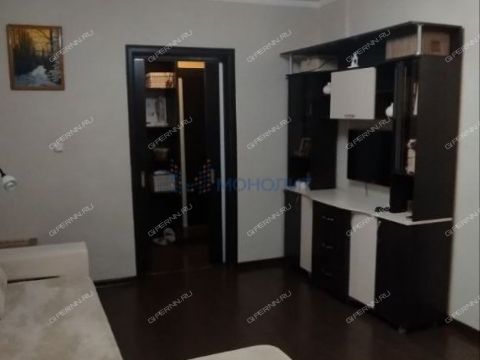 2-komnatnaya-ul-vyatskaya-d-1 фото