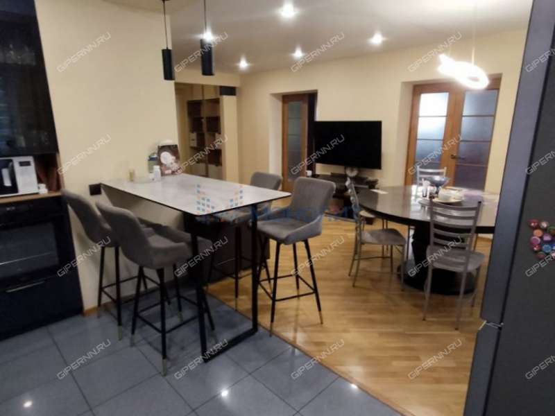 четырёхкомнатная квартира на Казанском шоссе дом 10 к2