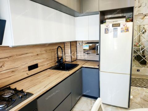 3-komnatnaya-ul-oktyabrskoy-revolyucii-d-40 фото