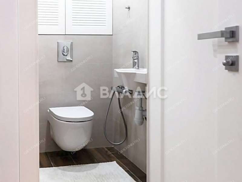 трёхкомнатная квартира на Ошарской улице дом 16