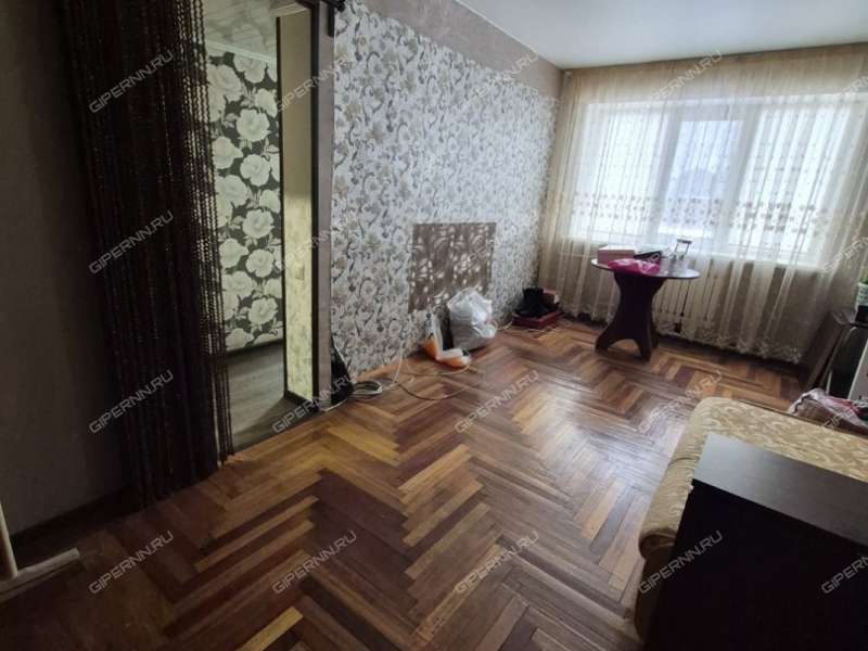 двухкомнатная квартира на Школьная ул. дом 5 село Чернуха