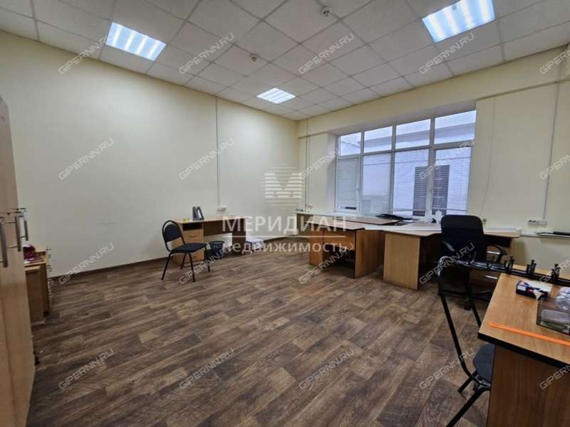 здание под офис на Интернациональная ул Бор