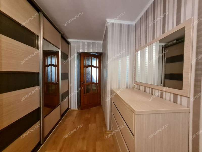 трёхкомнатная квартира на проспекте Ленина дом 48а