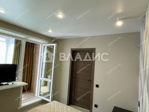 3-komnatnaya-ul-kovalihinskaya-d-72 фото