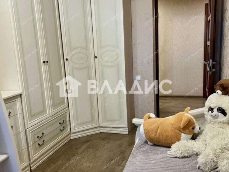 трёхкомнатная квартира на Мончегорской улице дом 18 к2