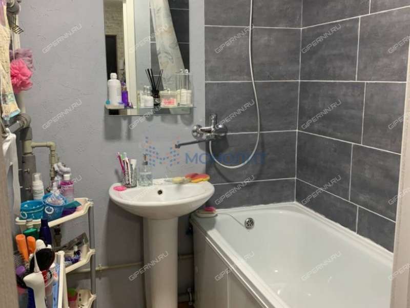 трёхкомнатная квартира на проспекте Кораблестроителей дом 74 к2