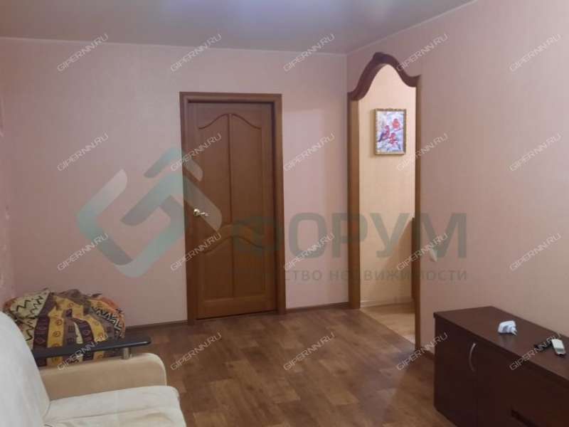 трёхкомнатная квартира на Московском шоссе дом 13