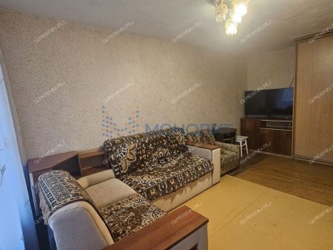 1-komnatnaya-ul-germana-lopatina-d-9a фото