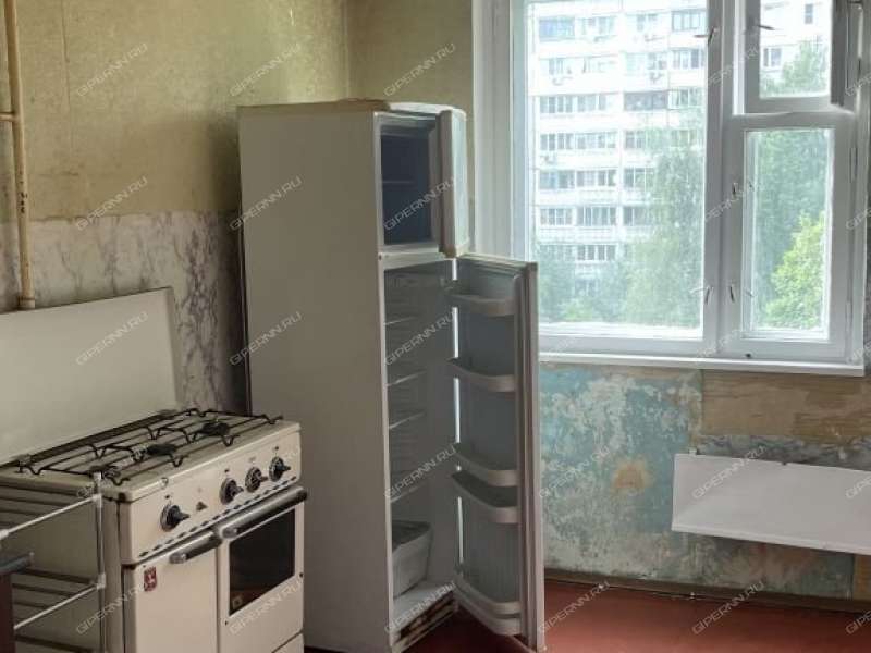 трёхкомнатная квартира на улице Пермякова дом 48