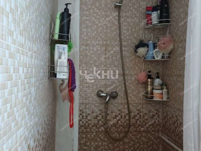 комната в доме 43 на Народной улице